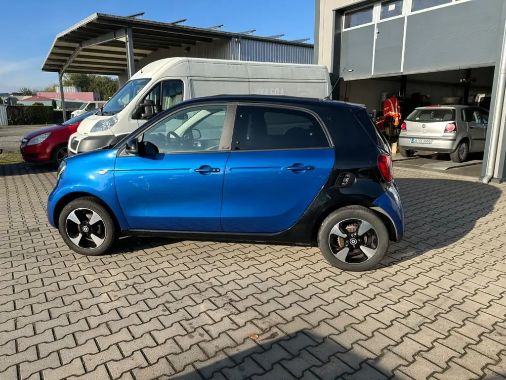 Photo 1 : Smart Forfour 2019 Essence