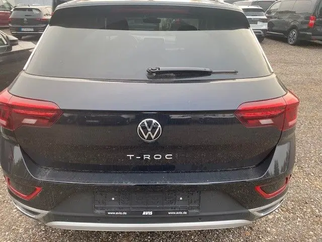 Photo 1 : Volkswagen T-roc 2023 Essence