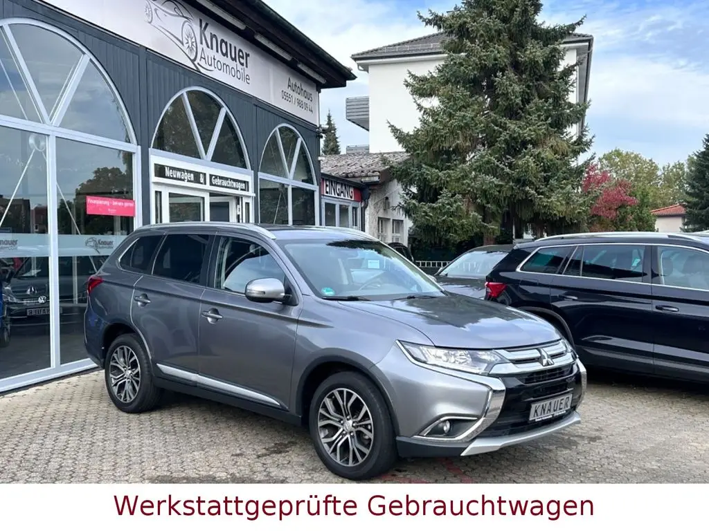 Photo 1 : Mitsubishi Outlander 2017 Petrol