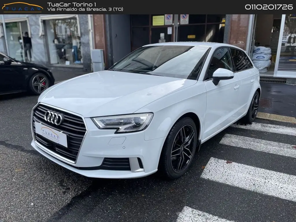 Photo 1 : Audi A3 2019 Petrol