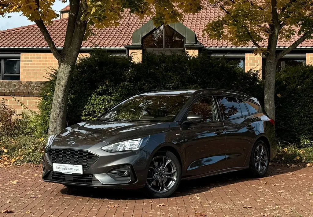 Photo 1 : Ford Focus 2019 Diesel