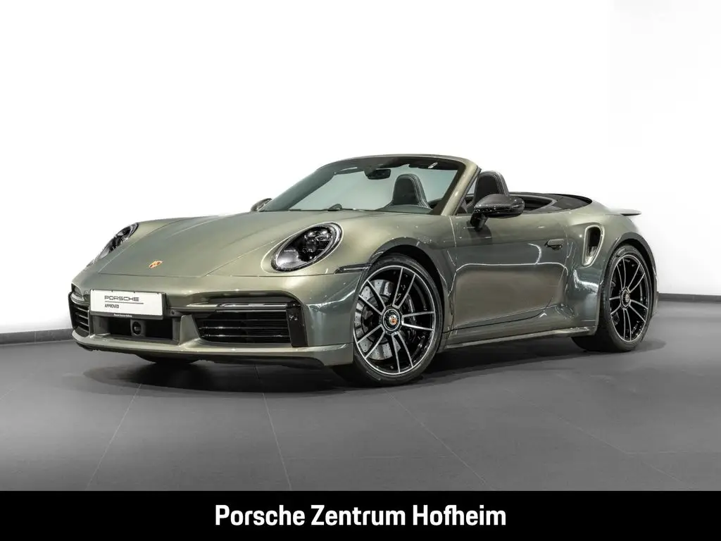 Photo 1 : Porsche 992 2022 Petrol