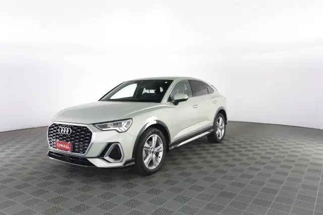 Photo 1 : Audi Q3 2021 Diesel