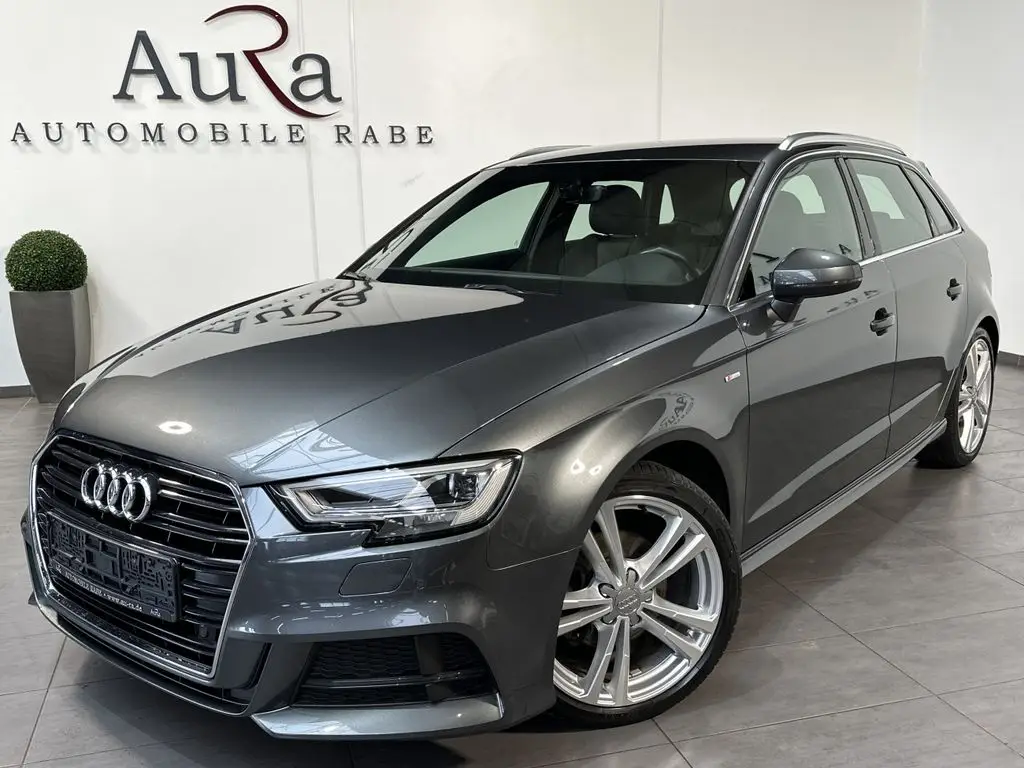 Photo 1 : Audi A3 2018 Petrol