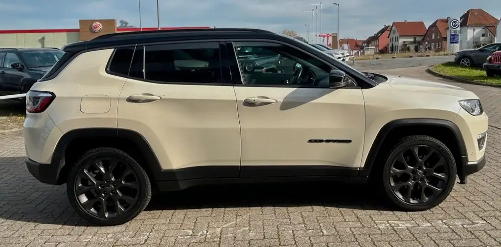 Photo 1 : Jeep Compass 2021 Hybrid