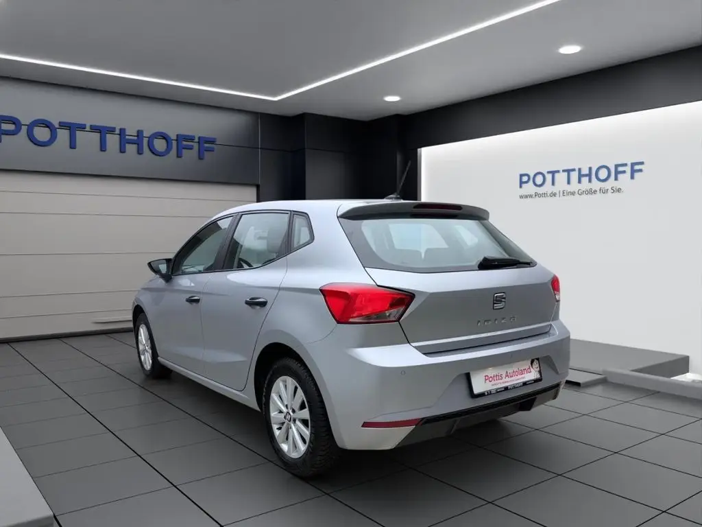 Photo 1 : Seat Ibiza 2021 Petrol