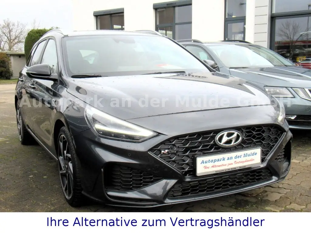 Photo 1 : Hyundai I30 2023 Petrol