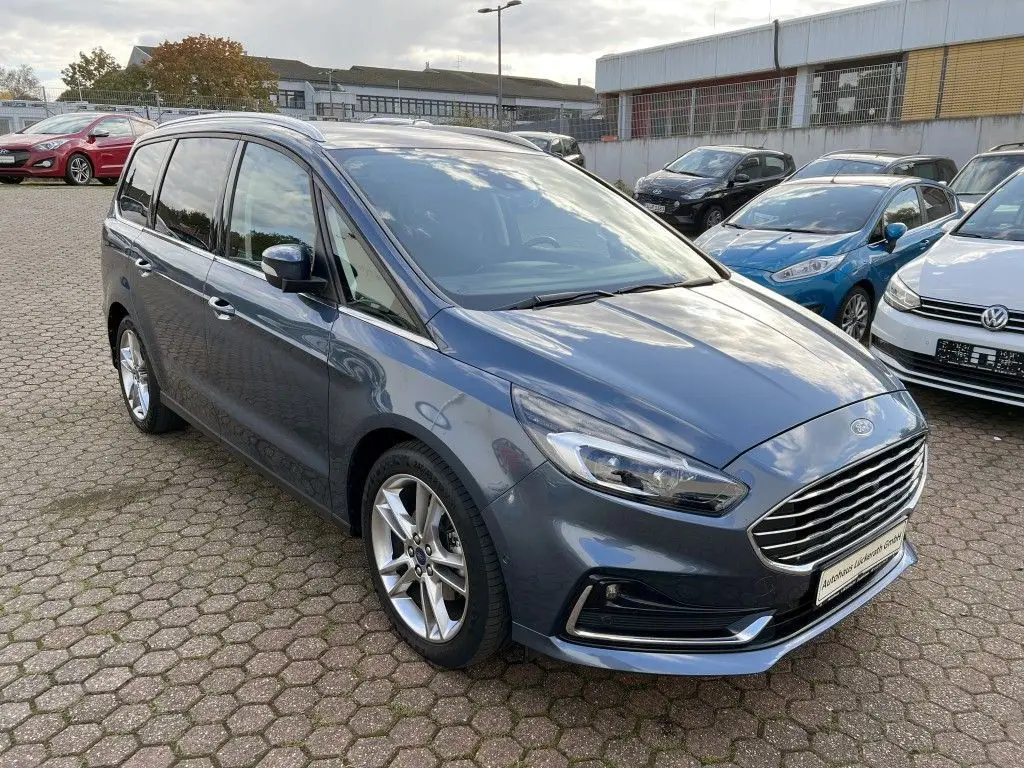 Photo 1 : Ford Galaxy 2021 Hybrid