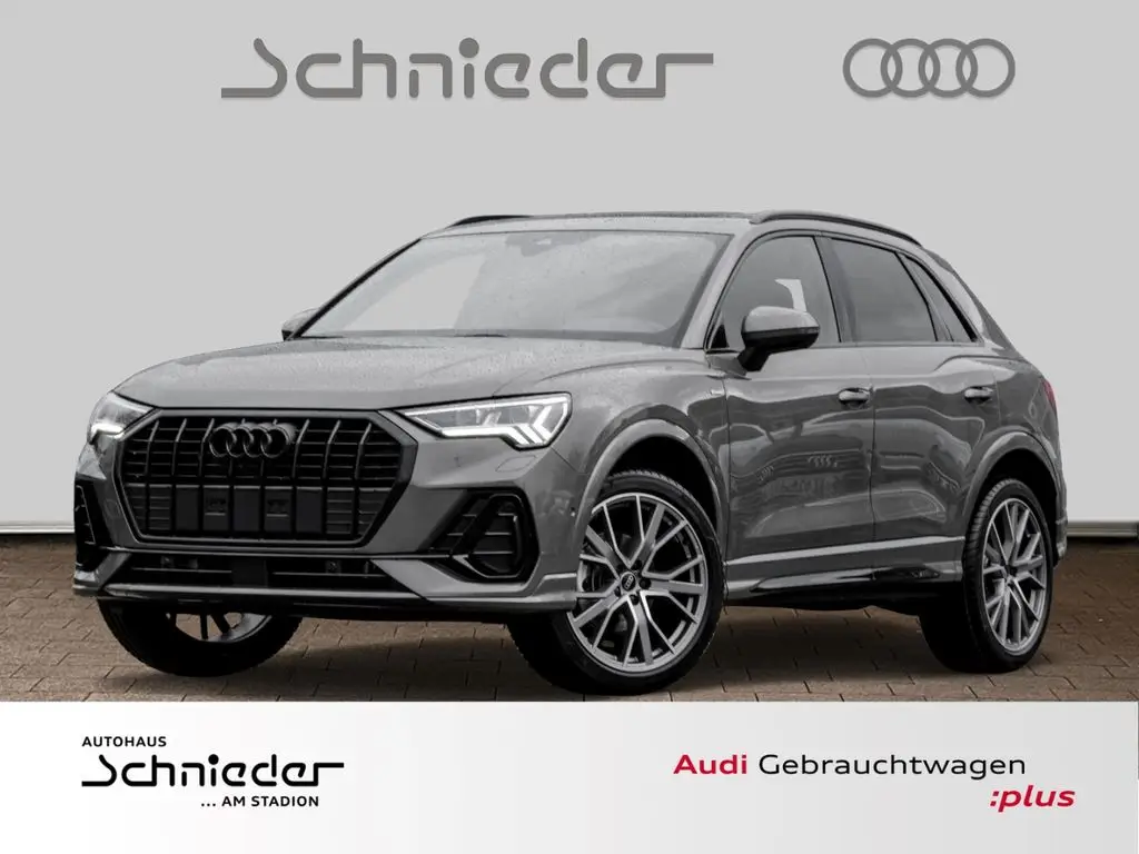 Photo 1 : Audi Q3 2024 Essence