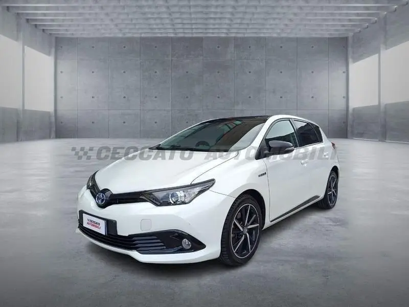 Photo 1 : Toyota Auris 2018 Hybrid