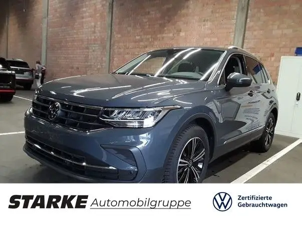 Photo 1 : Volkswagen Tiguan 2024 Petrol