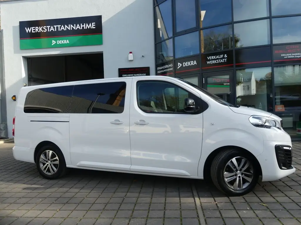 Photo 1 : Peugeot Traveller 2022 Diesel