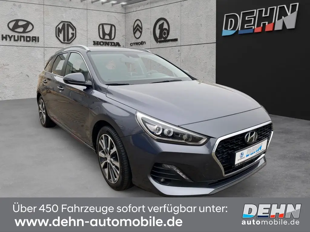 Photo 1 : Hyundai I30 2019 Petrol