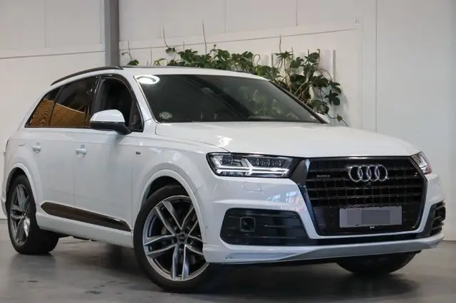 Photo 1 : Audi Q7 2017 Diesel