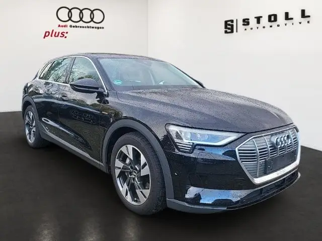 Photo 1 : Audi E-tron 2021 Non renseigné