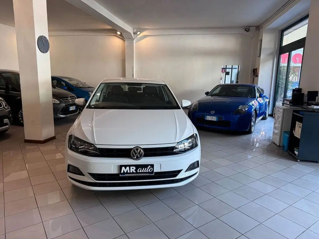 Photo 1 : Volkswagen Polo 2018 Petrol