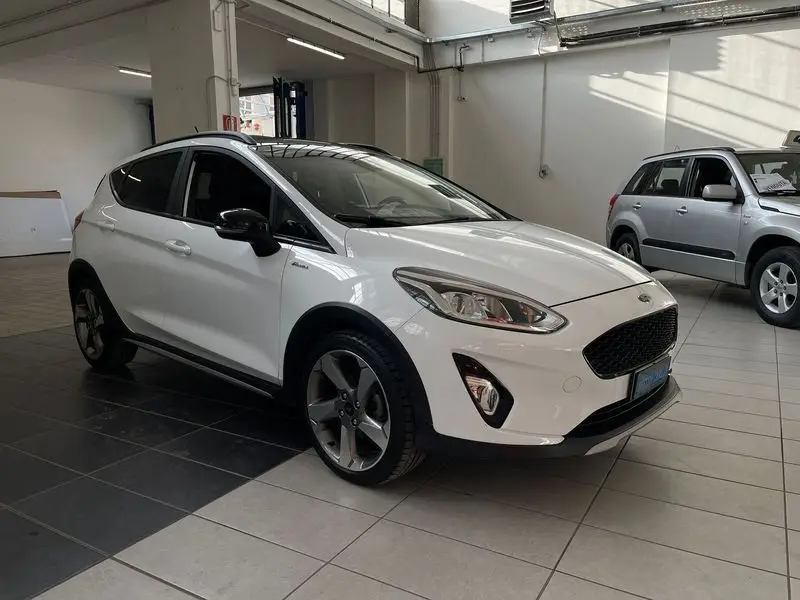 Photo 1 : Ford Fiesta 2018 Essence