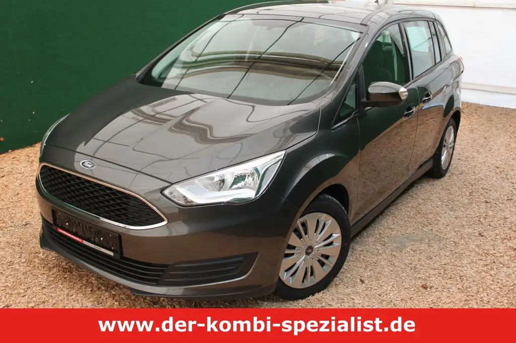 Photo 1 : Ford Grand C-max 2016 Petrol