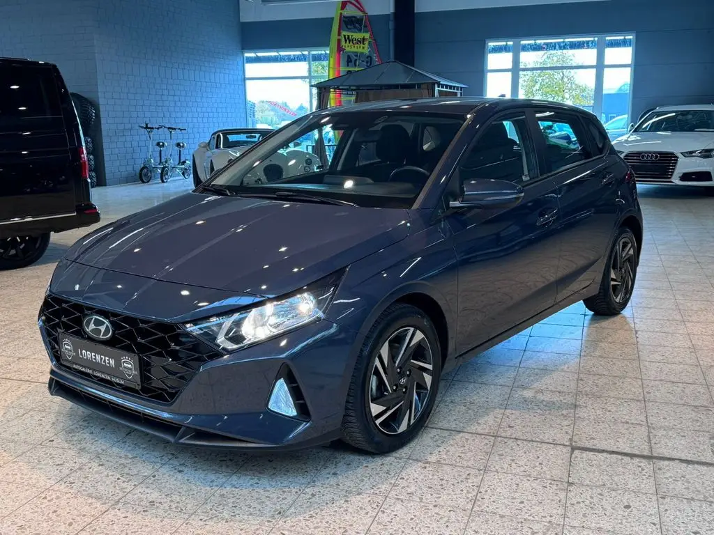 Photo 1 : Hyundai I20 2023 Petrol