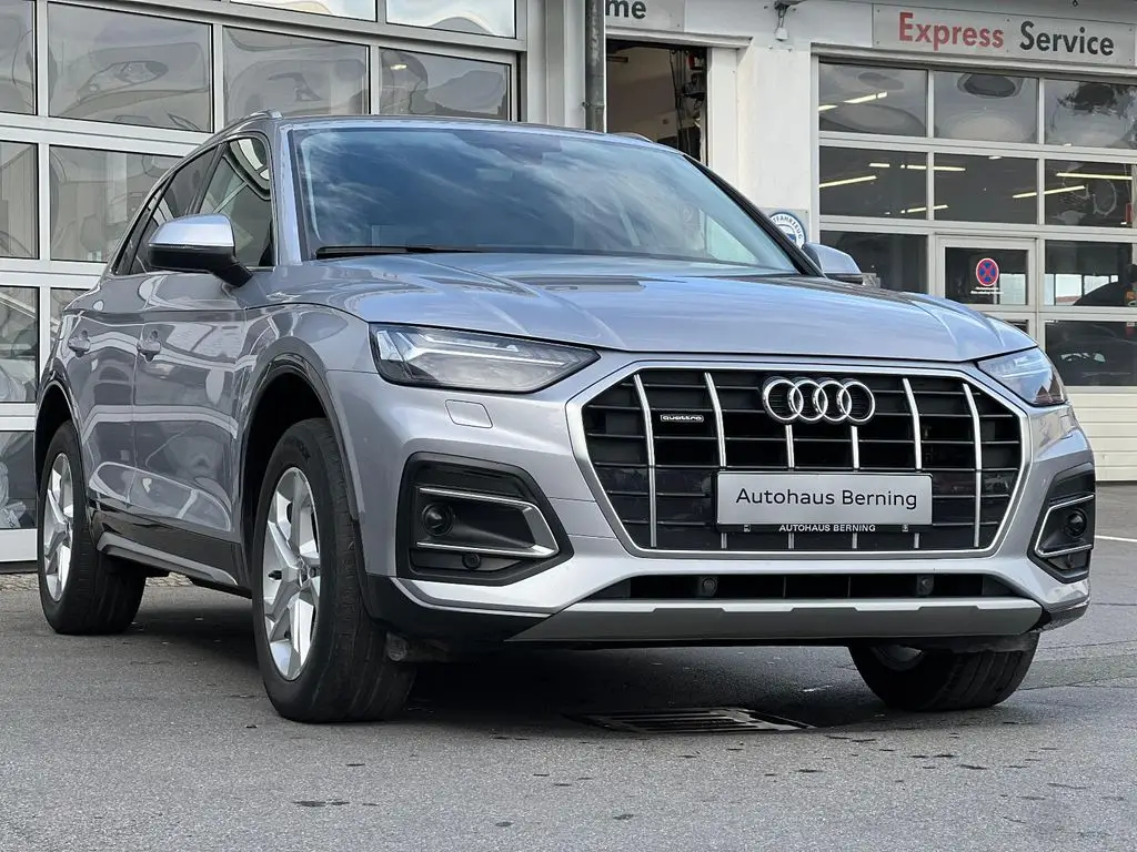 Photo 1 : Audi Q5 2023 Diesel