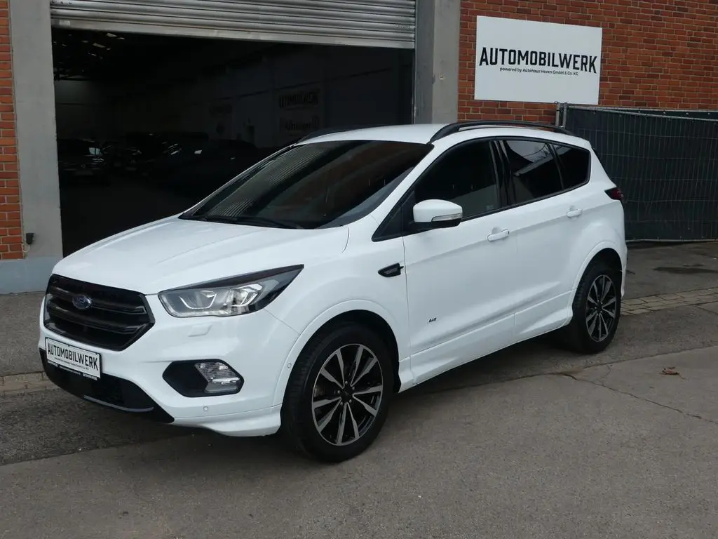 Photo 1 : Ford Kuga 2018 Petrol