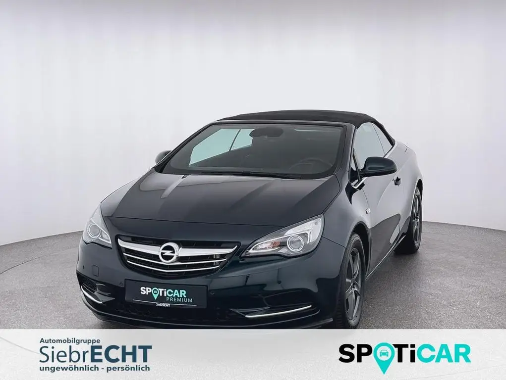 Photo 1 : Opel Cascada 2017 Petrol