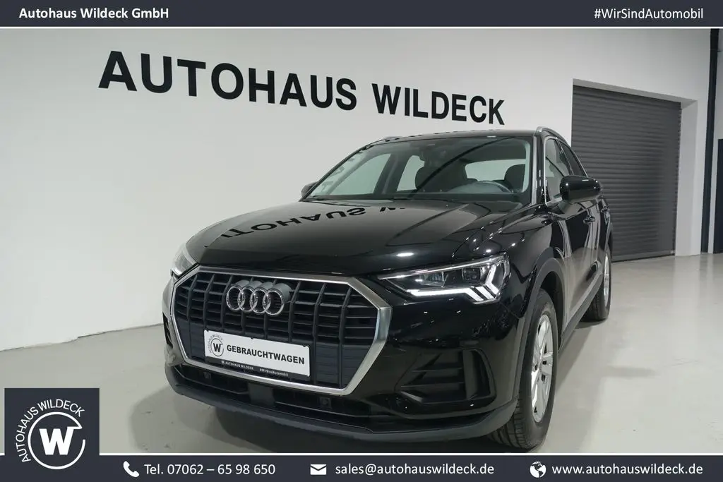 Photo 1 : Audi Q3 2022 Petrol