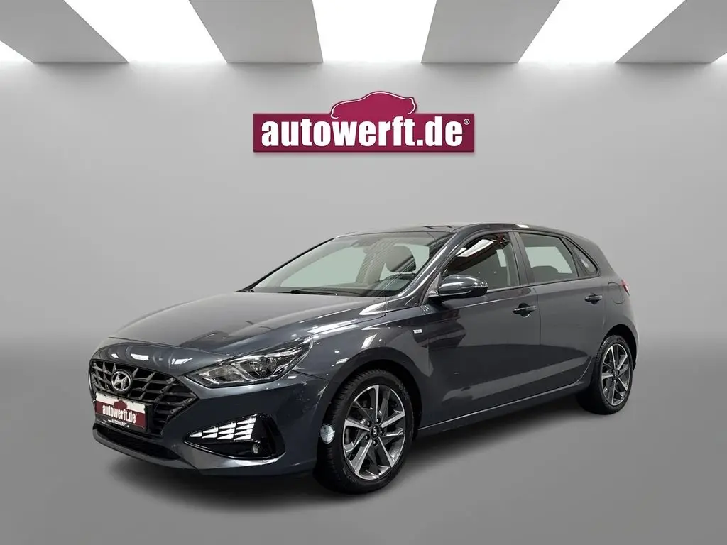 Photo 1 : Hyundai I30 2023 Petrol