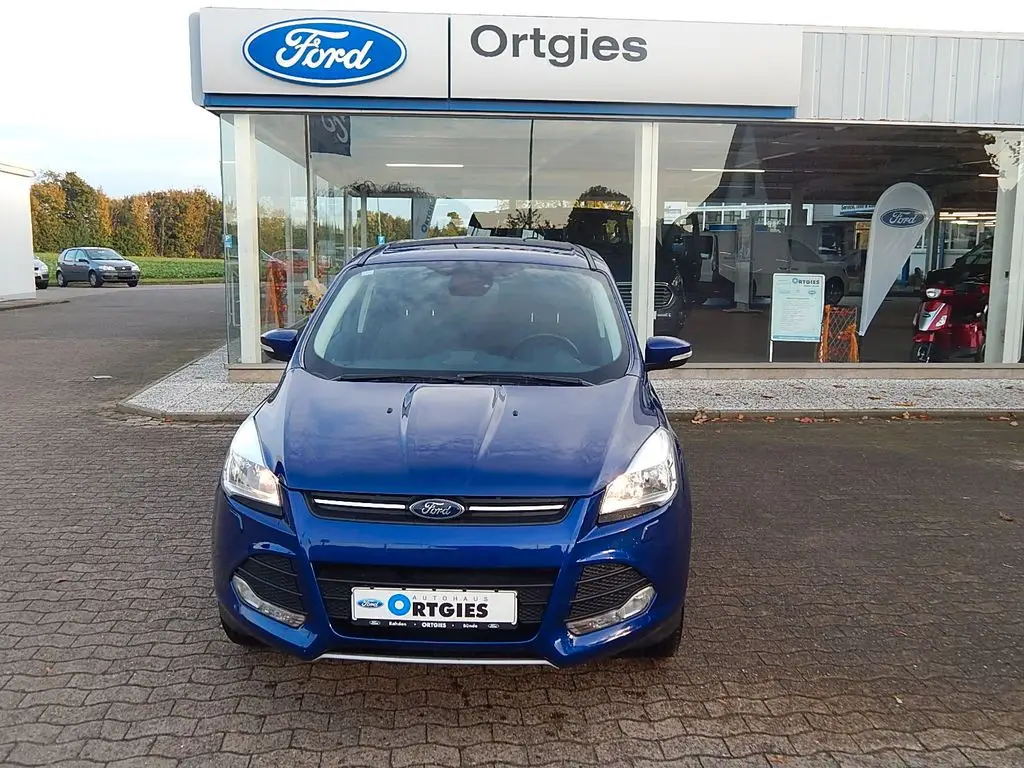 Photo 1 : Ford Kuga 2016 Petrol