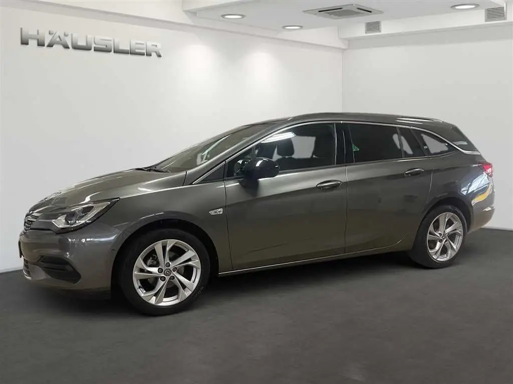 Photo 1 : Opel Astra 2021 Essence