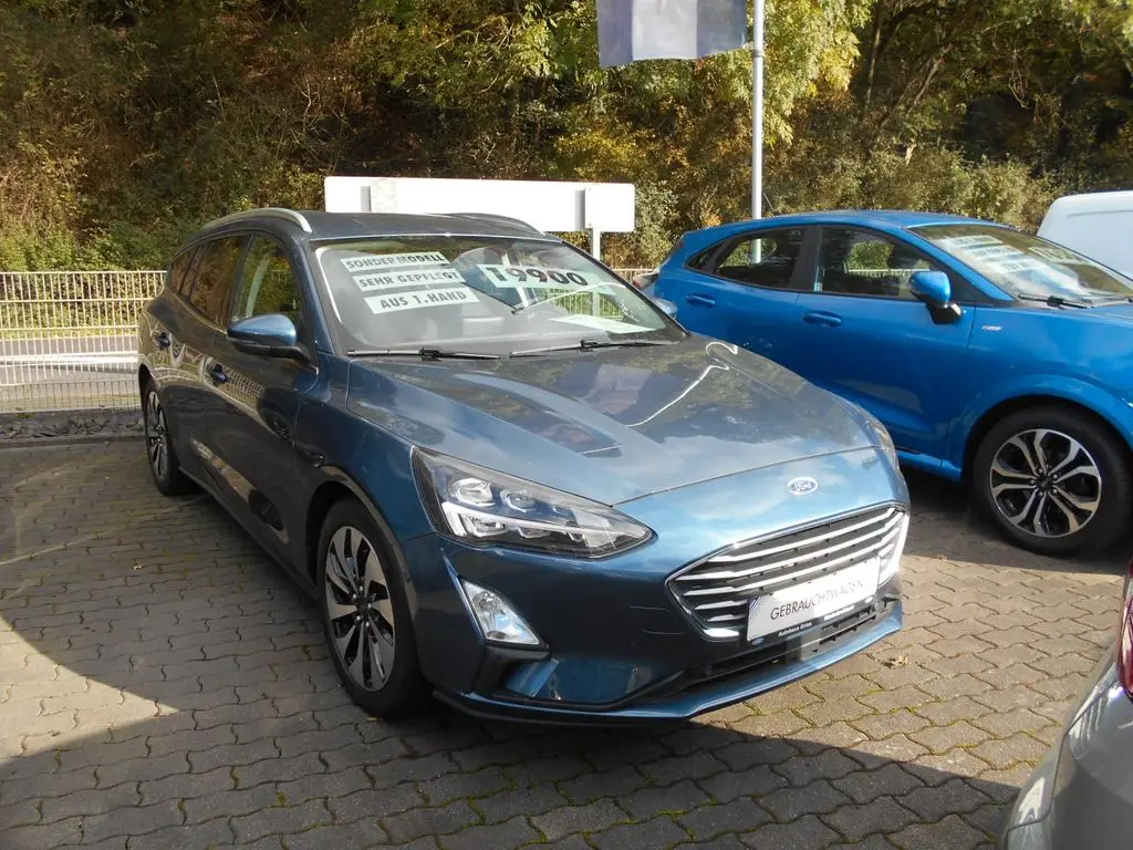 Photo 1 : Ford Focus 2020 Petrol