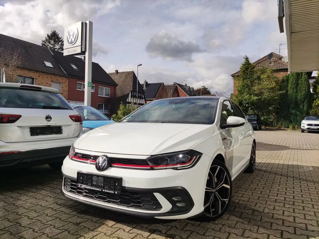 Photo 1 : Volkswagen Polo 2023 Petrol