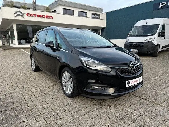 Photo 1 : Opel Zafira 2016 Petrol