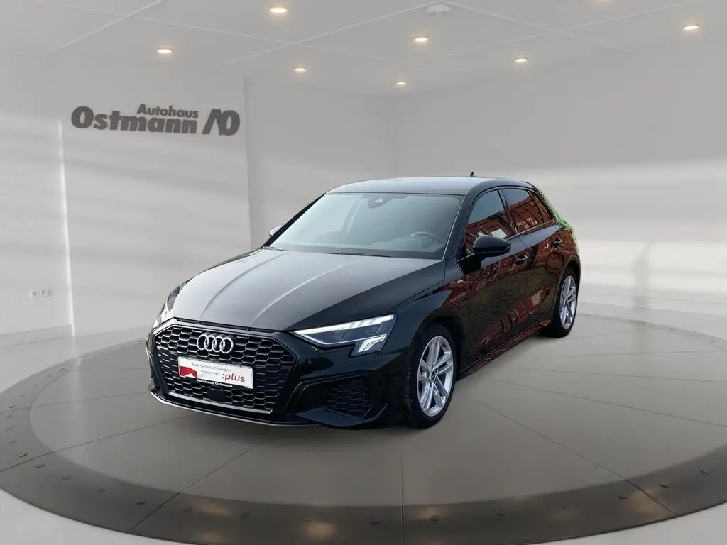 Photo 1 : Audi A3 2021 Petrol