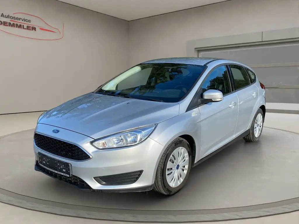 Photo 1 : Ford Focus 2017 Essence