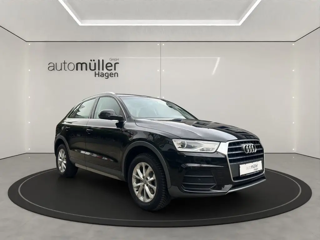 Photo 1 : Audi Q3 2016 Petrol