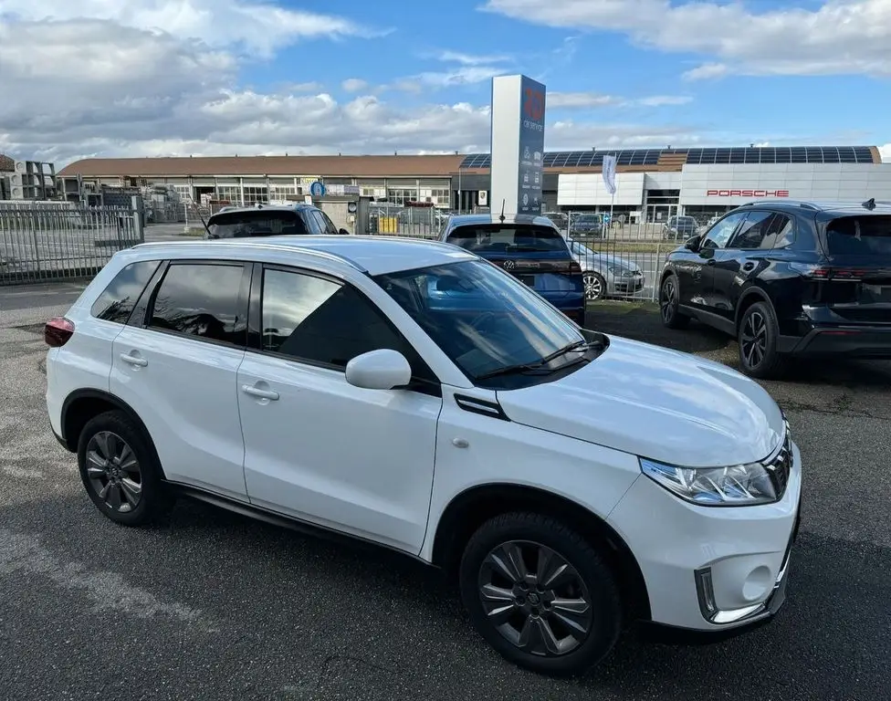 Photo 1 : Suzuki Vitara 2019 Petrol