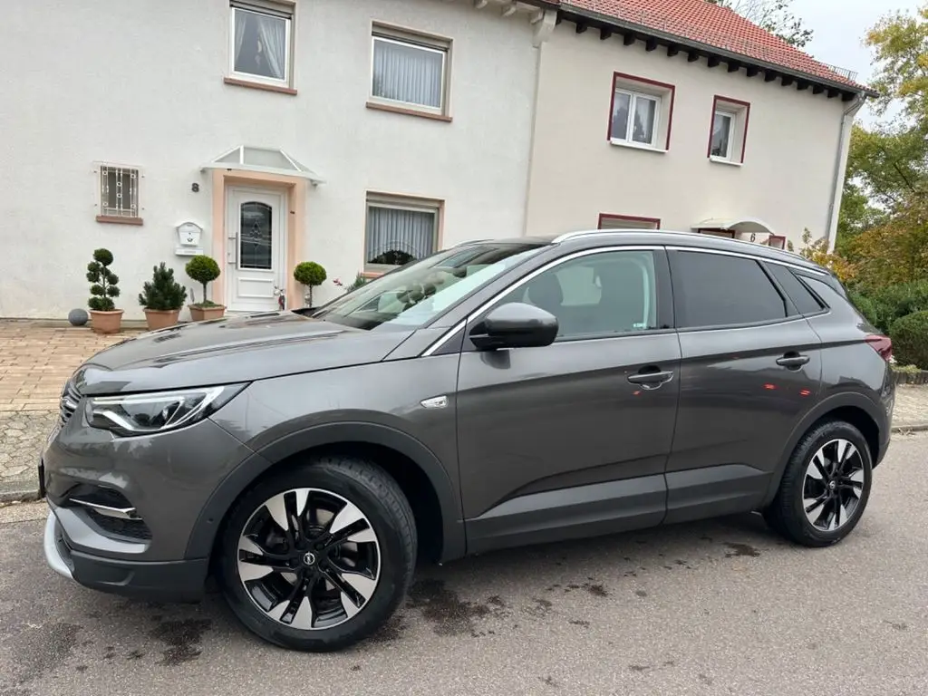 Photo 1 : Opel Grandland 2018 Essence