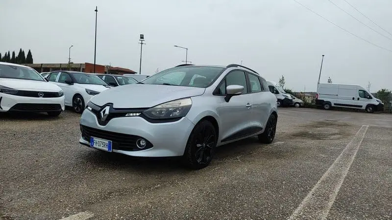 Photo 1 : Renault Clio 2017 Diesel