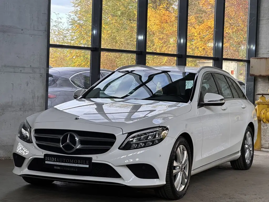 Photo 1 : Mercedes-benz Classe C 2018 Petrol