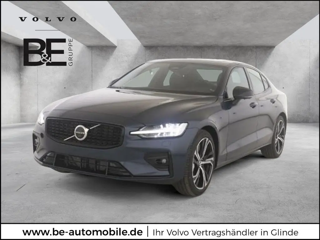 Photo 1 : Volvo S60 2024 Essence