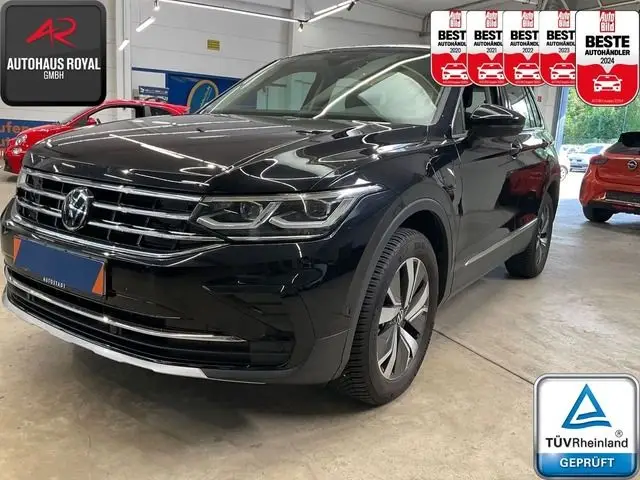 Photo 1 : Volkswagen Tiguan 2022 Hybride