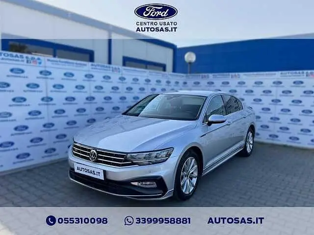 Photo 1 : Volkswagen Passat 2020 Diesel