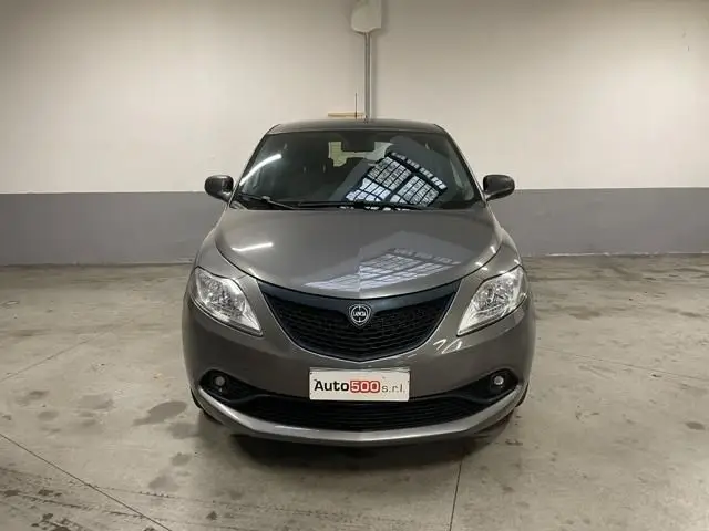 Photo 1 : Lancia Ypsilon 2019 Essence