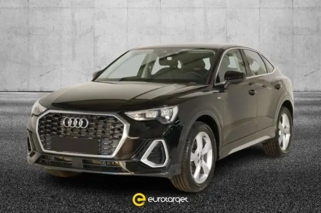 Photo 1 : Audi Q3 2023 Diesel