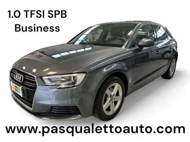 Photo 1 : Audi A3 2019 Petrol