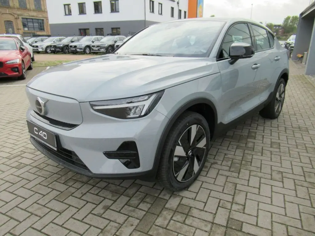 Photo 1 : Volvo C40 2024 Non renseigné