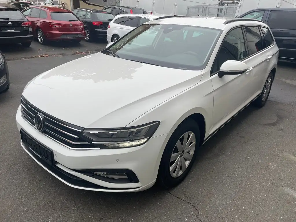 Photo 1 : Volkswagen Passat 2020 Diesel