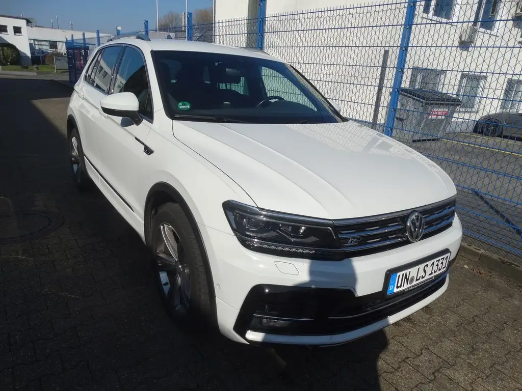 Photo 1 : Volkswagen Tiguan 2017 Petrol