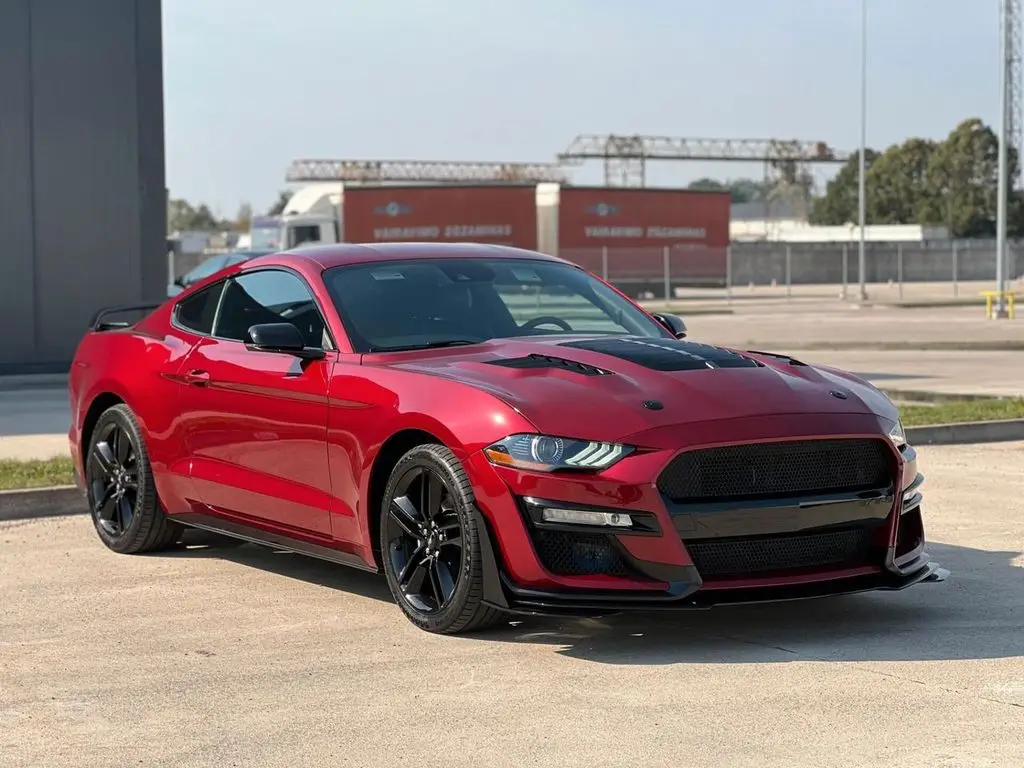 Photo 1 : Ford Mustang 2019 Essence